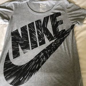 Nike tee